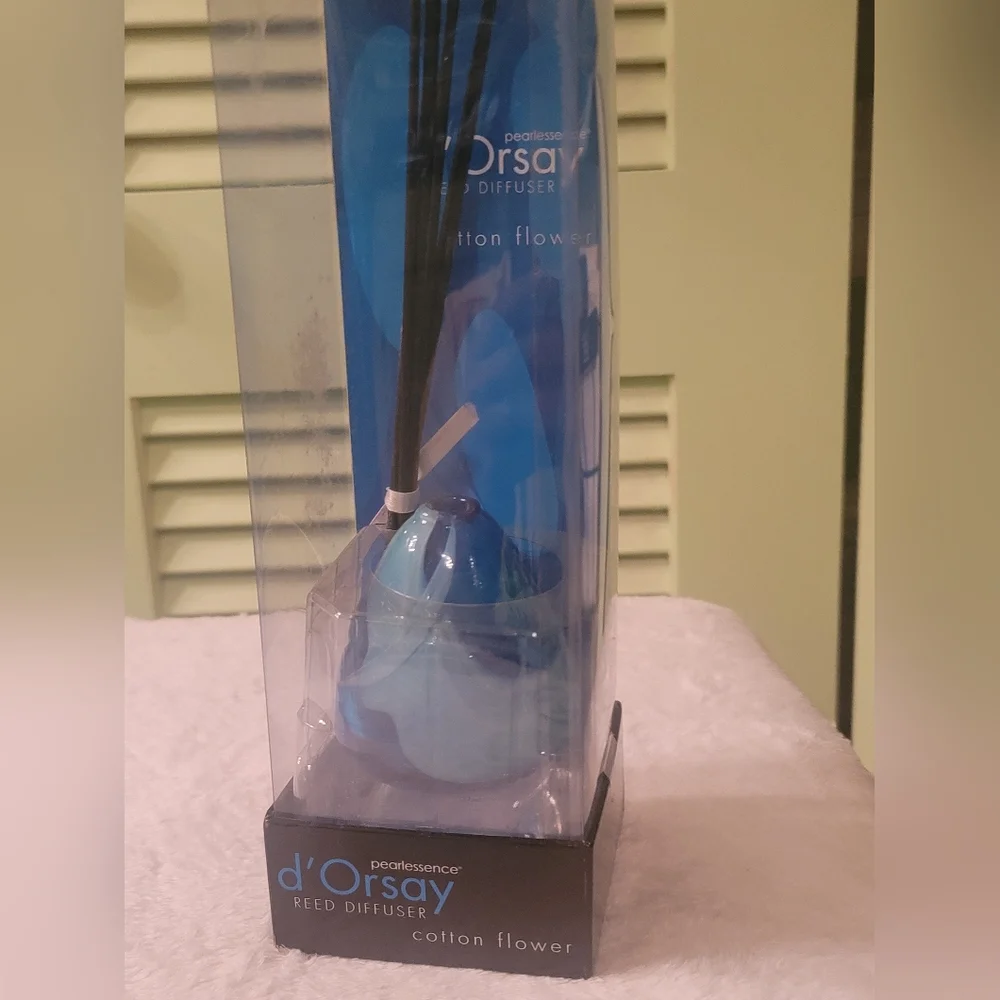 NWT Reed Diffuser - Picture 1 of 5